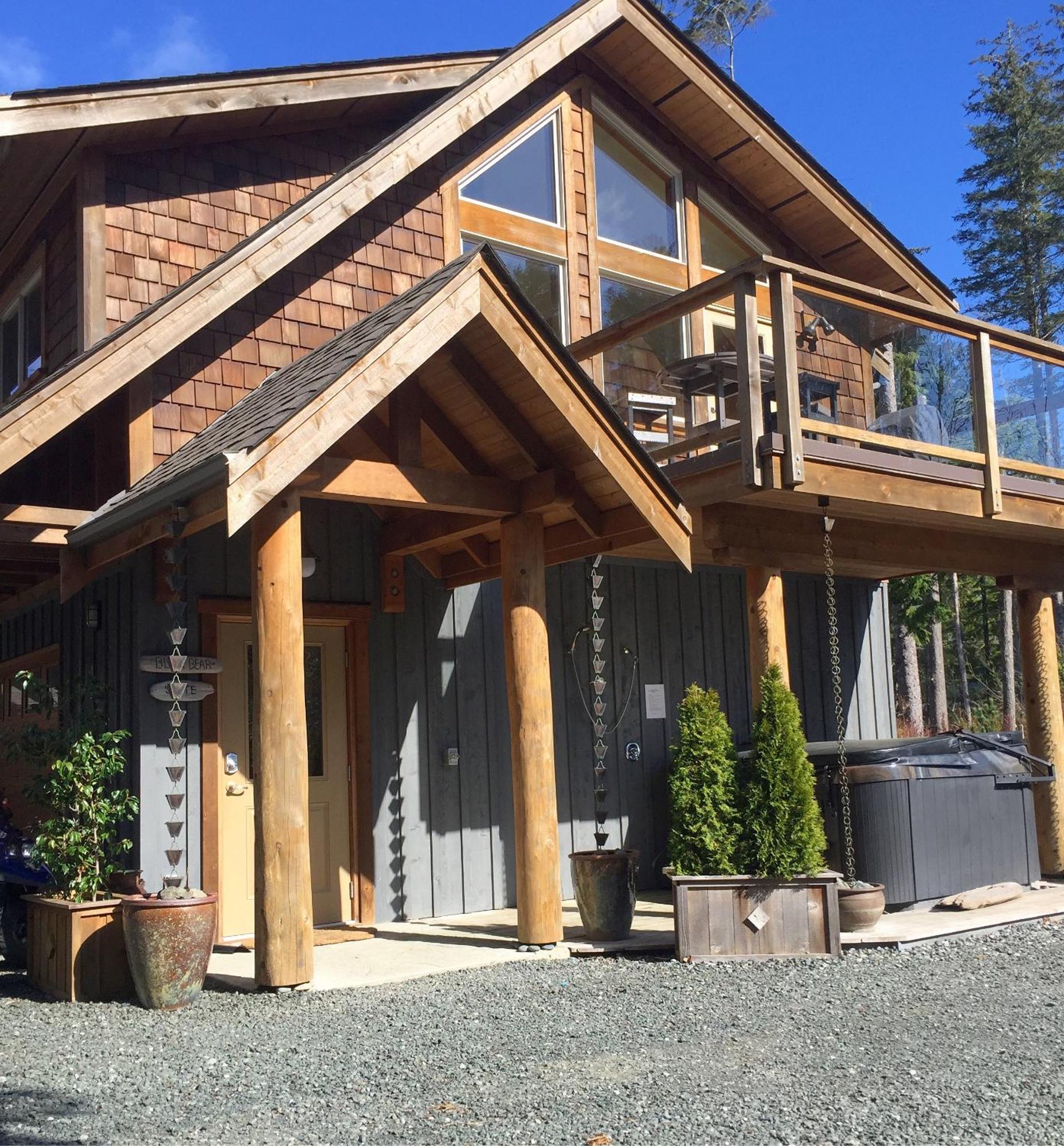 Black Bear Guesthouse トフィーノ エクステリア 写真